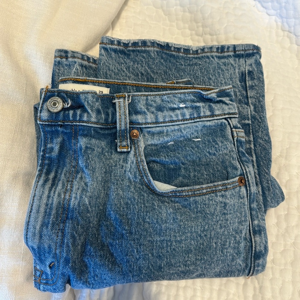 Abercrombie the 90s Straight Ultra High Rise Jean size 29 (8) XS jeans